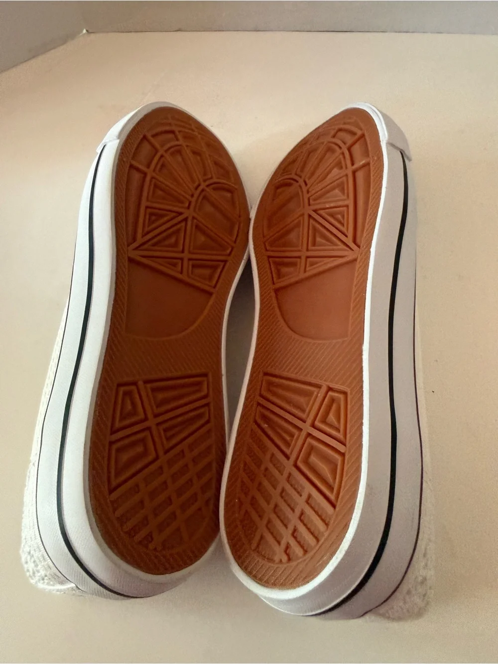 Unbranded breathable white